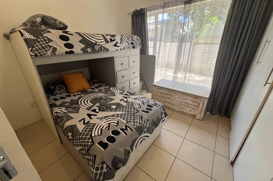 2 Bedroom Property for Sale in Bonza Bay Eastern Cape